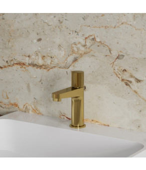 Смеситель для умывальника Omnires Contour gold (CT8010GLB)
