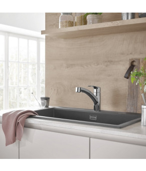 Смеситель для кухни с выдвижным изливом Grohe Eurosmart 30305001