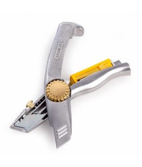 Нож Stanley "Fatmax Xtreme" с трапециевидным лезвием 205 мм 0-10-819