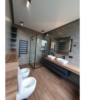 Водяной полотенцесушитель Genesis-Aqua Bull 80x53 см Карминно-красный
