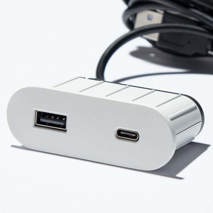 Вбудований USB-зарядний порт ASA Plastici VersaPick 060.29Z.00059 колір матовий білий RAL9010