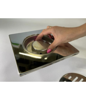 Трап из нержавеющей стали Mertinoks SLIM 20*20см, вертикальный, D50 3046.0А050K.020.1