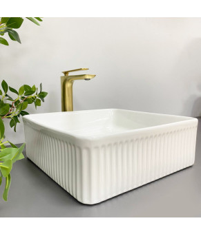 Умывальник (раковина) VBI BOLZANO WHITE накладной