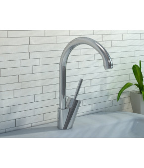 Смеситель для раковины (умывальника) KOHLMAN MAXIMA CHROME  (QB156M)
