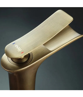 Смеситель для раковины (умывальника) REA LAGUNA ANTIQUE BRUSHED GOLD высокий (REA-B8120)