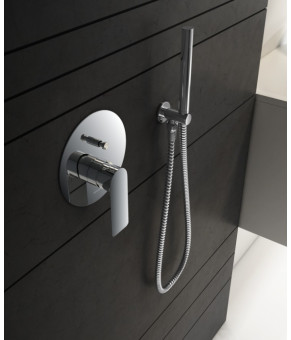 Душевая система KOHLMAN PROXIMA 20 CHROME + BOX скрытого монтажа (QW210PR20)