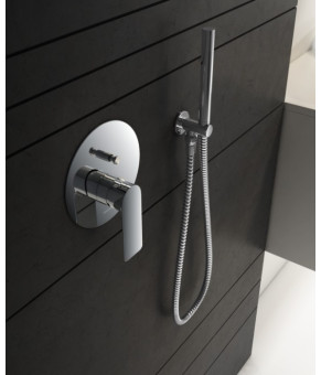 Душевая система KOHLMAN PROXIMA 30 CHROME + BOX скрытого монтажа (QW210PR30)