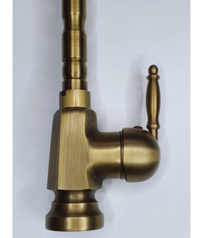 Смеситель в ретро стиле  Epelli Retro Bronze Antico