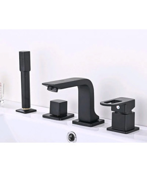Смеситель на борт ванни с душем и изливом Epelli Mixer Di Bordo Nero