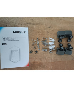 Душова кабіна з низьким піддоном Mixxus Style SCT01-90x90x200-TR Graphite прозоре скло 6мм (MI8432)