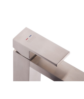 Смеситель для умывальника NEWARC Cubic 871521N