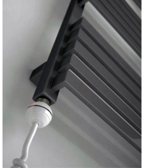 Полотенцесушитель Terma Quadrus Slim 870x450 мм WGQUS087045