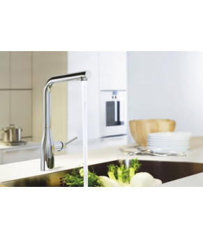Змішувач Grohe Essence Foot Control 30311000