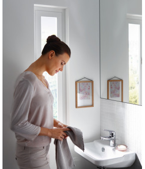 Смеситель Hansgrohe Novus 71021000