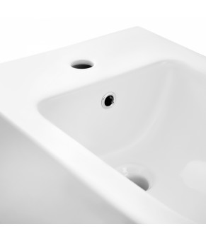Биде подвесное Qtap Crow 520х360х290 White QT05555370W